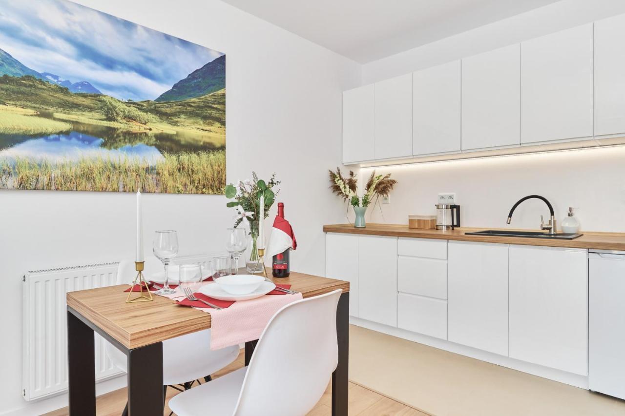 Modern Elegance Apartments Wroclaw With Ac By Noclegi Renters Buitenkant foto