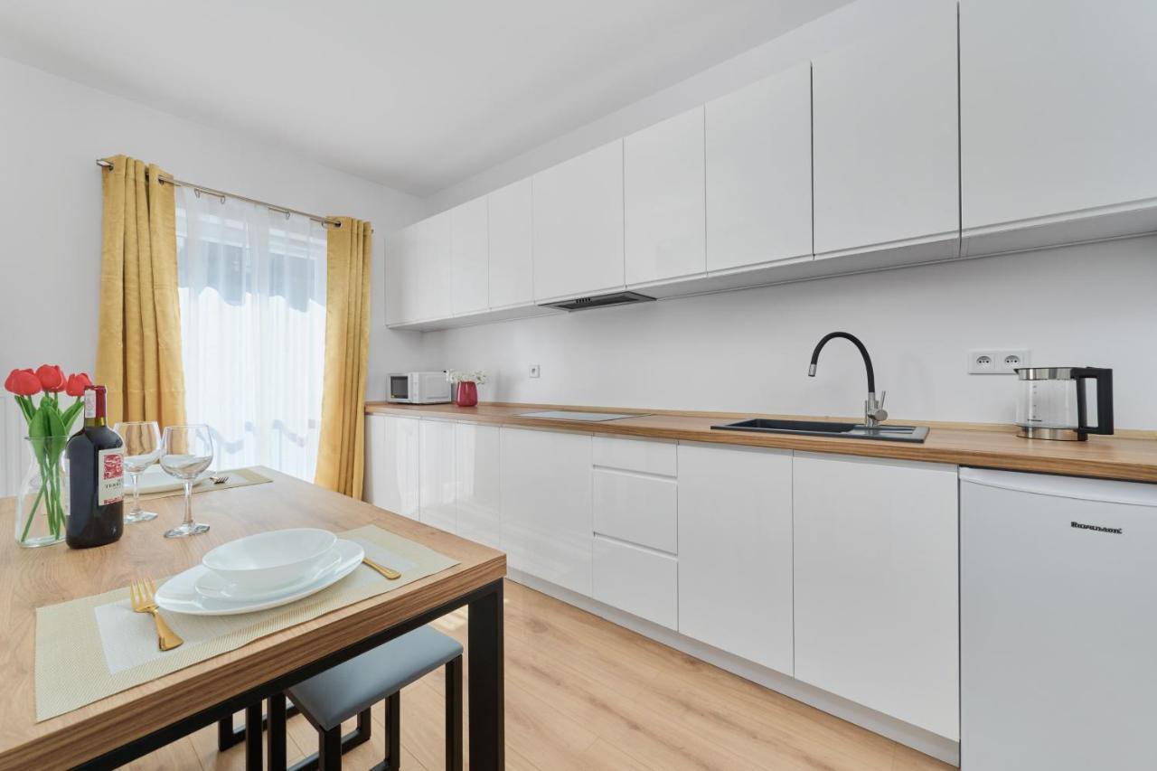 Modern Elegance Apartments Wroclaw With Ac By Noclegi Renters Buitenkant foto